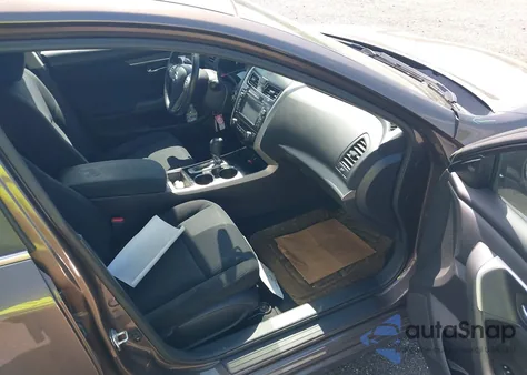 2015 Nissan Altima 2.5 Sv из США, поврежденный, VIN 1N4AL3APXFC191660